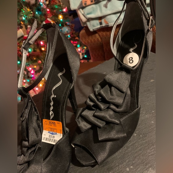 NWT Nina Black Dressy Heels - Picture 4 of 6